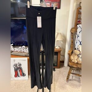 NWT Calia Journey Sculpt Flare leggings